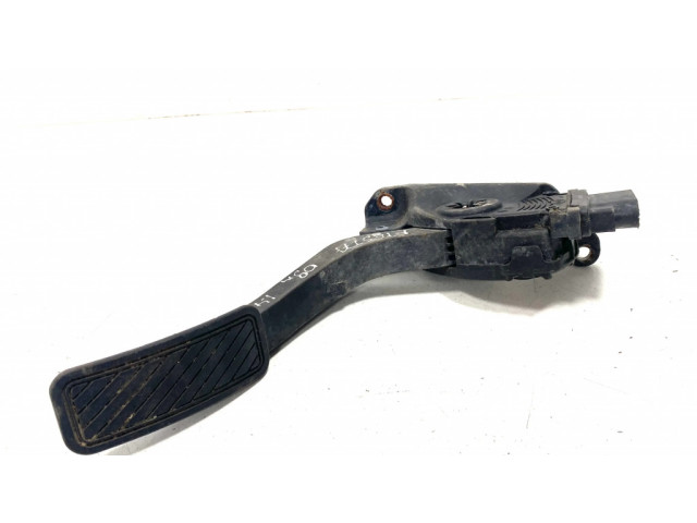 Педаль акселератора