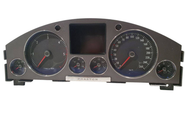 Панель приборов 3D0920982H   Volkswagen Phaeton       