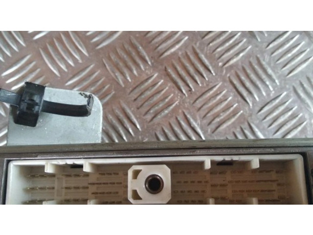 Řídící jednotka 407913111, 66411   Nissan Primera 1998