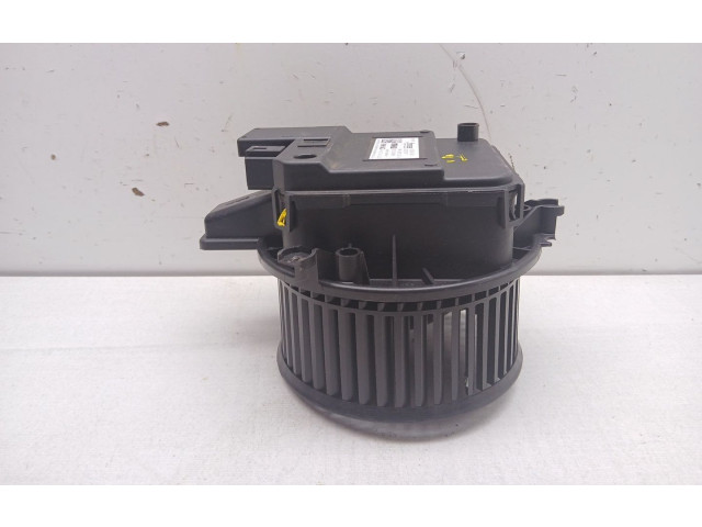 Вентилятор печки    4M1820021a, 0001309689   Audi A4 Allroad B9