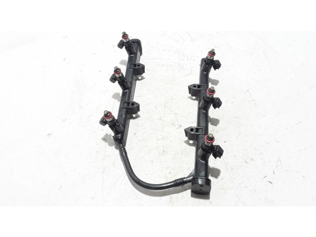 Vstřikovač 05281429AA   Chrysler Pacifica  pro benzínový motor 3.5  ERC