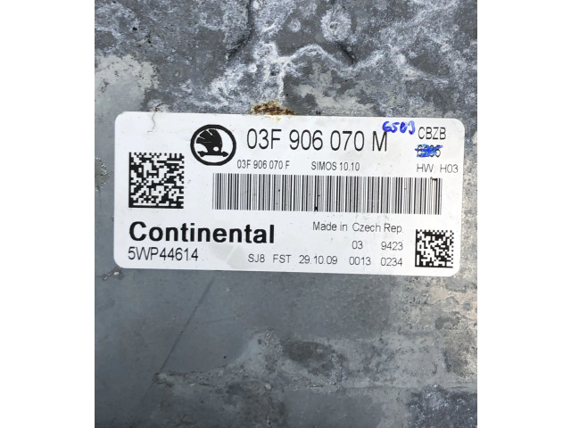 Блок управления двигателя 03F906070M, 03F906070F Skoda Yeti (5L)