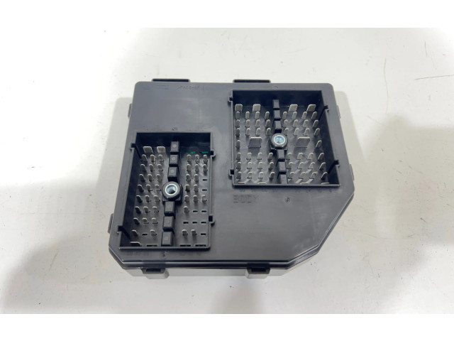 Блок предохранителей 95903657   Chevrolet Captiva    