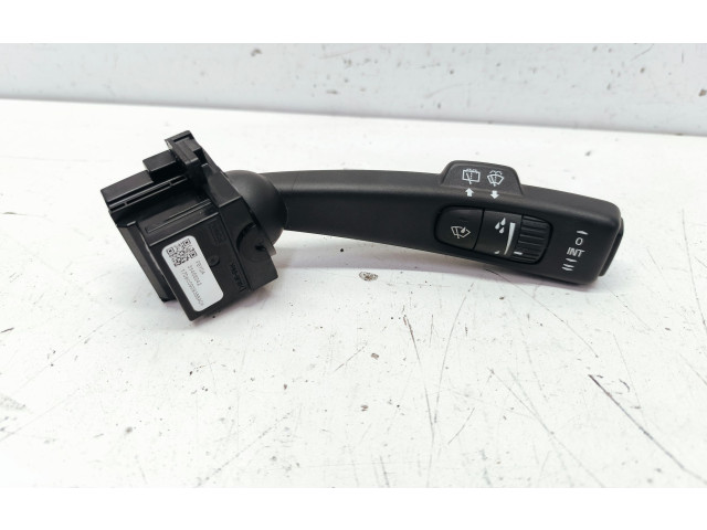 Ручка стеклоочистителей 31456042   Volvo V60