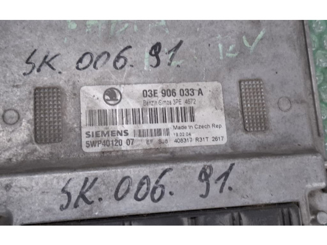 Блок управления двигателя 03E906033A   Skoda Fabia Mk1 (6Y)