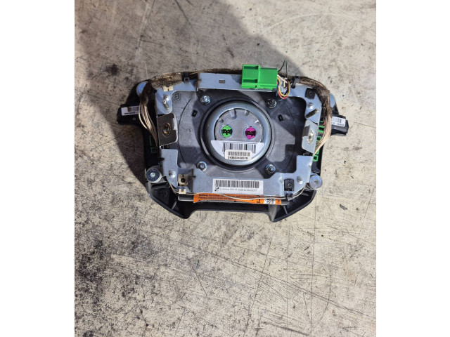 Подушка безопасности водителя 243533450518, 15583233420317   Volvo V70