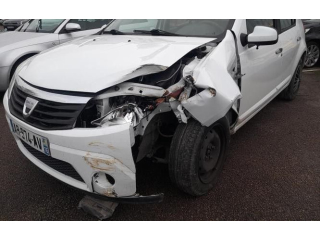 Блок комфорта    Dacia Sandero   