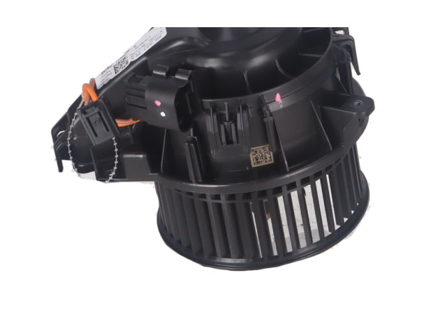 Вентилятор печки 2Q1820021A Skoda Kamiq