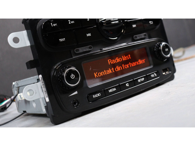 Pojistková skříňka Радио/ проигрыватель / навигация A4539008707, 0150147711 Smart ForFour II W453 2014