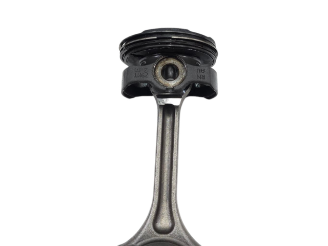 Поршень 46354757, 46346020 Jeep Renegade