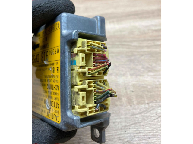 Блок подушек безопасности MR324913, 4079333461 Mitsubishi Space Wagon