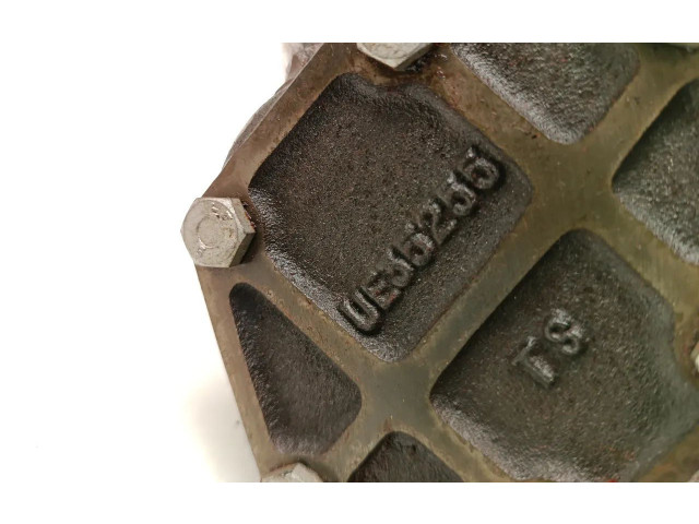 Масляный насос L410M1T5 UE45884 Bentley Arnage