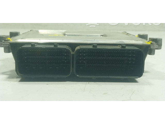 Блок управления двигателя 9823238580   Citroen C4 Cactus