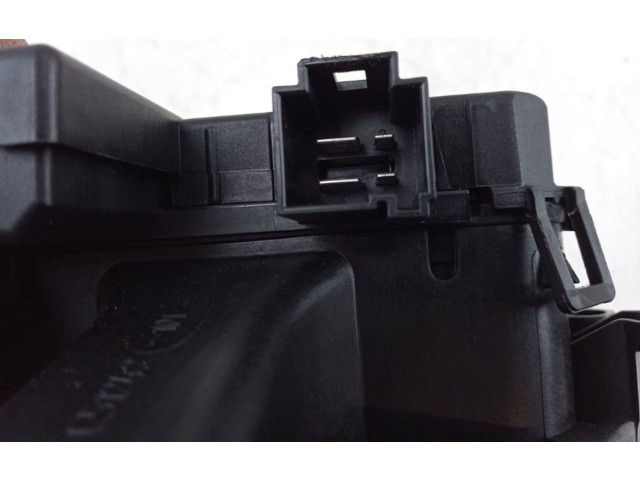 Вентилятор печки    4M1820021C, 4M1820021C   Audi e-tron