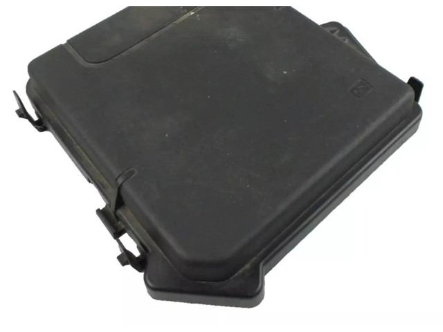 Pojistková skříňka 284B81518R Renault Zoe 2017