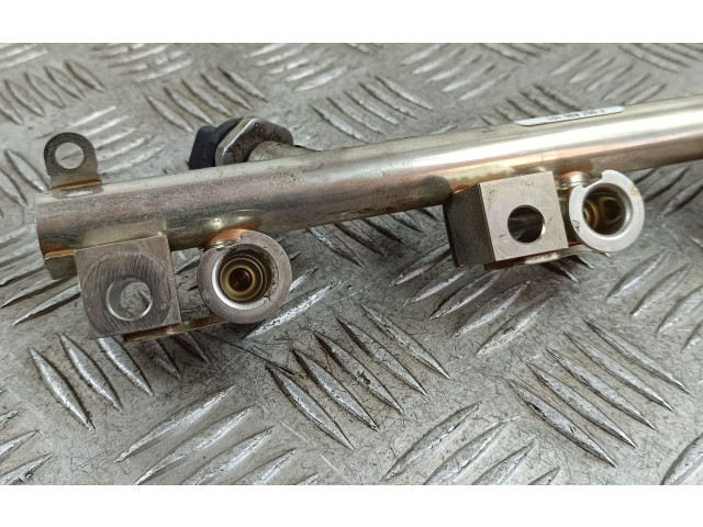 Топливная рампа K2GE9F797CA   Lincoln Corsair  