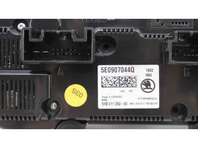 Блок управления климат-контролем 5E0907044Q   Skoda Octavia Mk3 (5E)