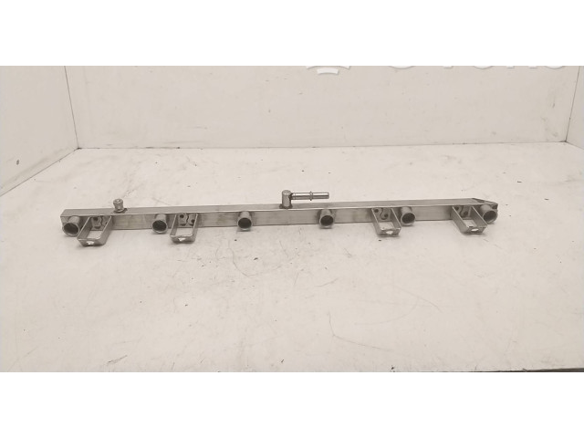 Топливная рампа 7542541, 7542070 BMW 5 E60 E61 для двигателя -