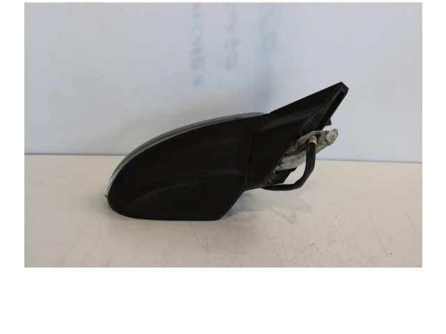 Зеркало электрическое Volkswagen Golf VII 2013 - 2019 года