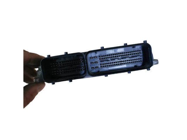 Řídící jednotka 03G906016GS, 1039S12774   Skoda Superb B5 (3U) 2006