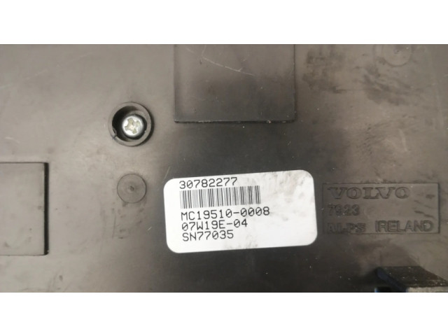 Блок управления климат-контролем 30782277   Volvo V70