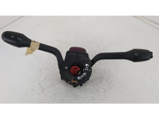 Мултифункционный включатель управления / ручка