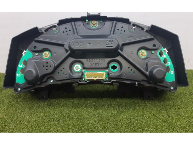 Панель приборов 13214770LN Opel Meriva A