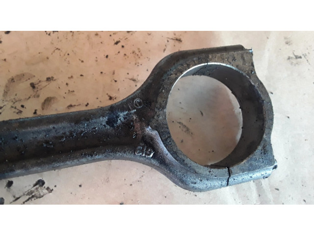 Поршень с шатуном 619 Citroen C3 Picasso для дизельного двигателя 1.6