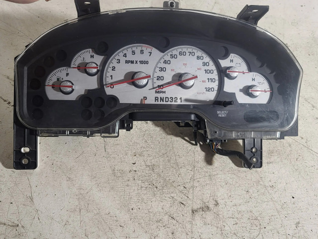 Панель приборов 1L2F10B885A Mercury Mountaineer