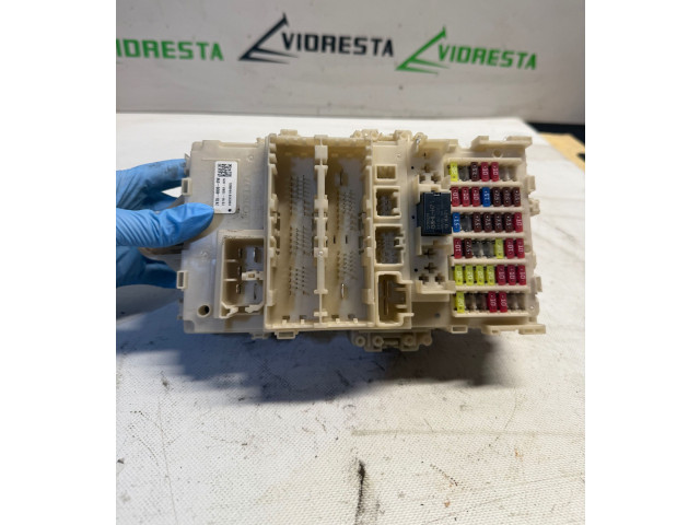 Блок предохранителей 747048360W   Honda HR-V    