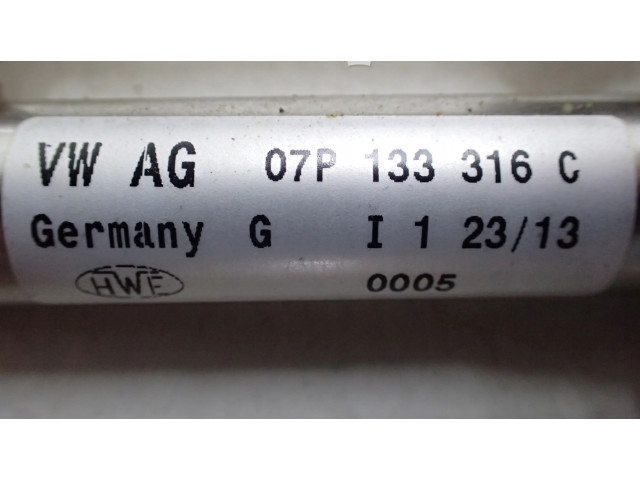 Vstřikovací lišta 07P133316C   Audi A8 S8 D4 4H     