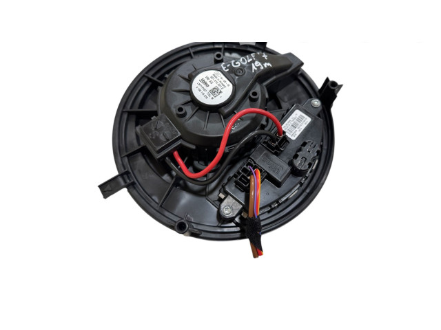 Вентилятор печки    5Q1819021E, 0130115576   Volkswagen e-Golf