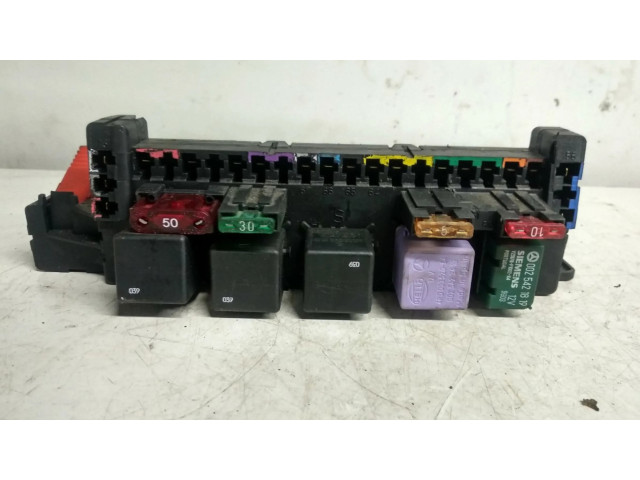 Pojistková skříňka 0205451932, 05045130 Mercede-Benz S W220 1999