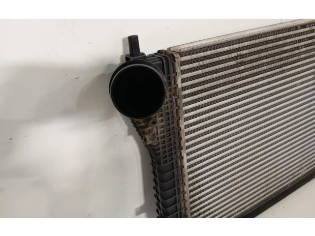 Интеркулер Volkswagen Caddy