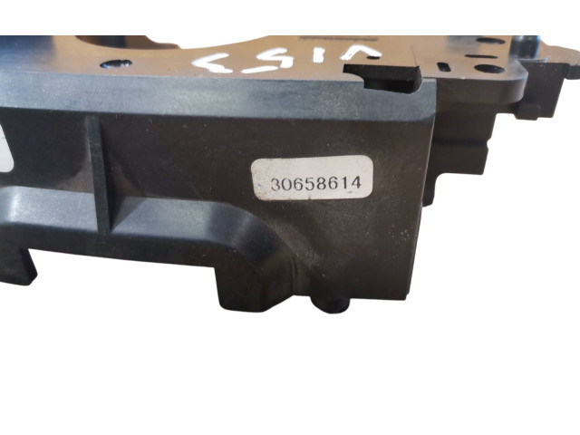 Ручка стеклоочистителей 30658614 Volvo V70