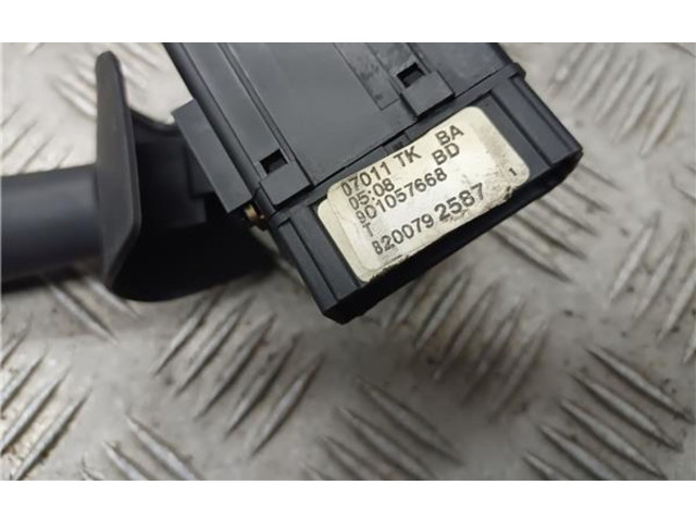 Переключатель дворников 8200792587, 8200792587 Dacia Sandero