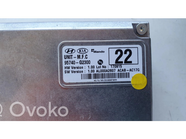 Зеркало заднего вида (в салоне)