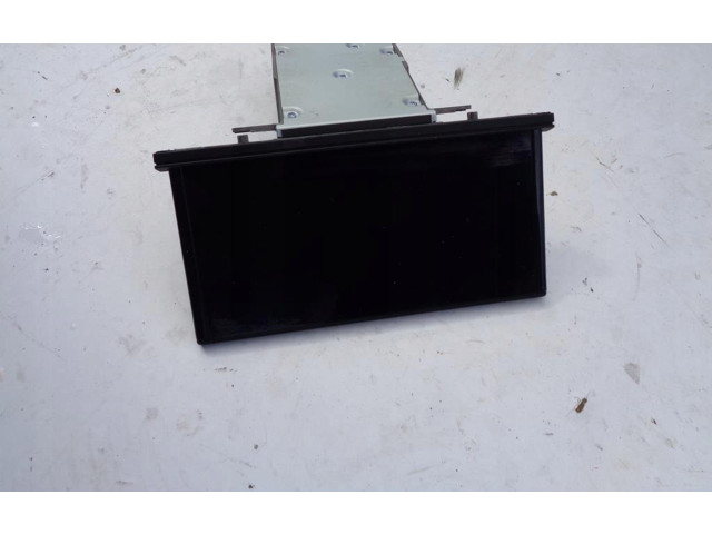 Дисплей Audi Q2 -