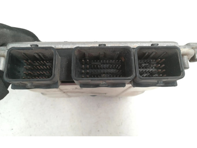 Блок управления двигателем Блок управления 9644704480   Peugeot Expert