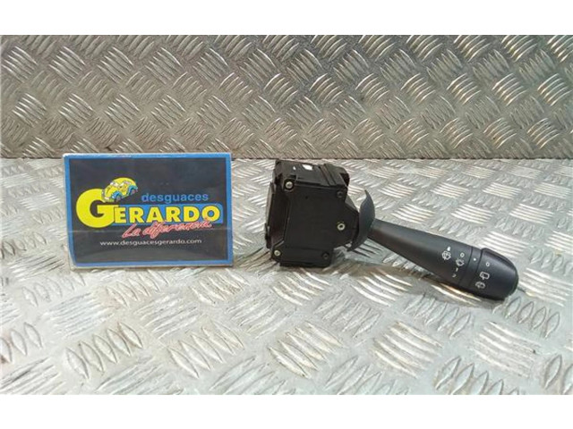 Переключатель дворников 81726046R Dacia Dokker