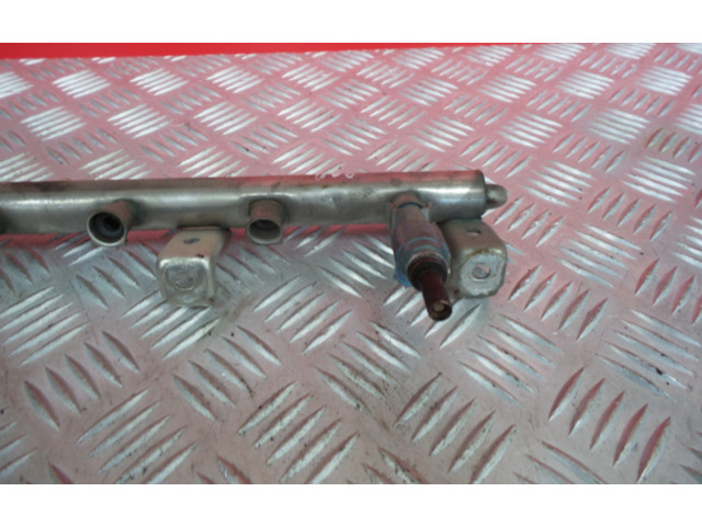 Vstřikovací lišta 022133315L, 568 Volkswagen Phaeton