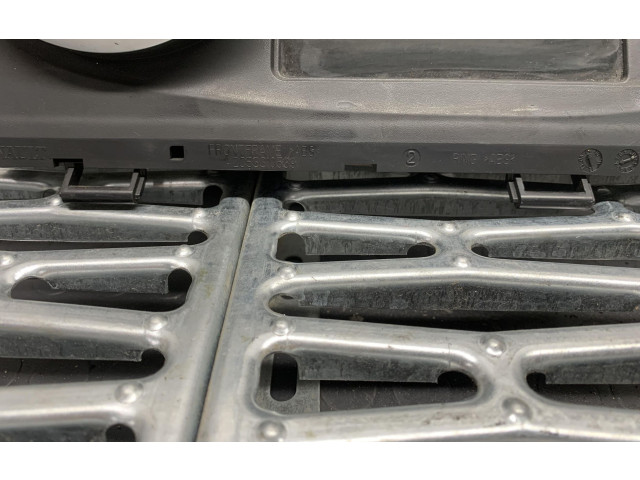 Панель приборов 8200833493, 8200833493   Renault Twingo II       