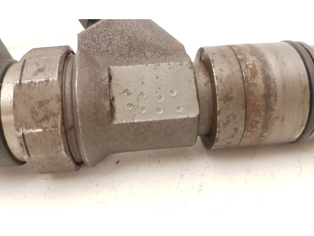 Vstřikovač 7788812   BMW 7 E65 E66  pro naftový motor 4.0  