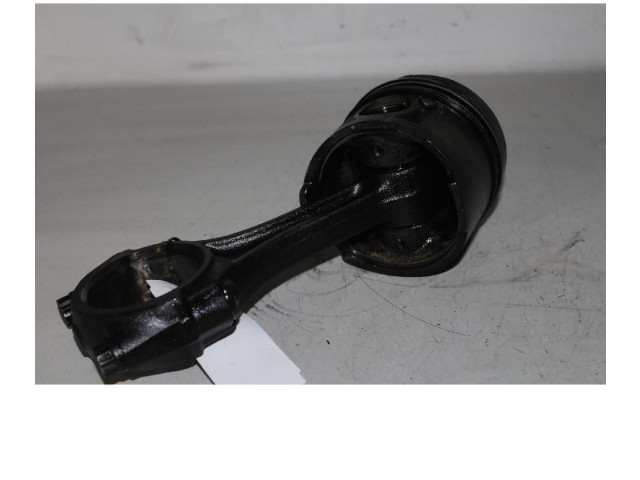 Píst    Nissan Terrano    TD27T 