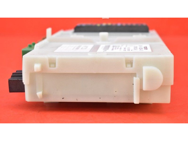 Блок предохранителей  6G9T-14C256-GF, 6G9T-14C256-GF   Volvo S80    