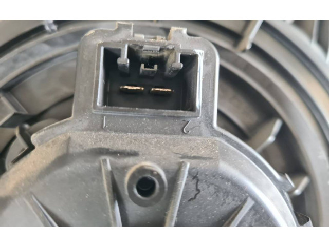 Вентилятор печки    3137231031, EB1D1S1B3C   Skoda Citigo