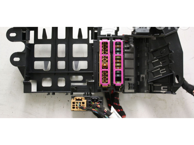 Pojistková skříňka 4F0971845A Audi A6 S6 C6 4F 2006