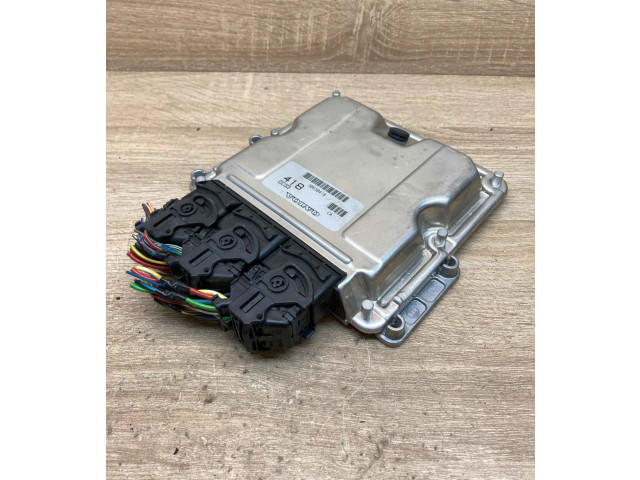 Блок управления двигателем Блок управления 8200065996, 0281011087 Volvo S40, V40