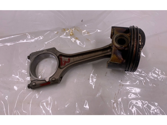 Píst 06J198401H, 06K107065G Audi A3 S3 8V CNS