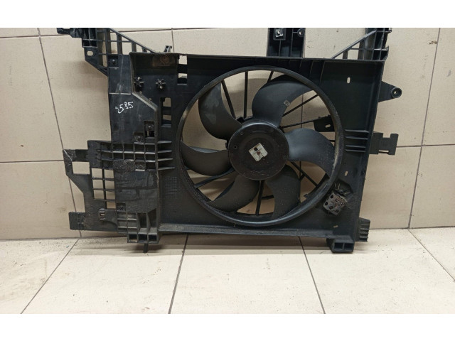 Электрический вентилятор радиаторов Dacia Duster 2010 - 2017 года